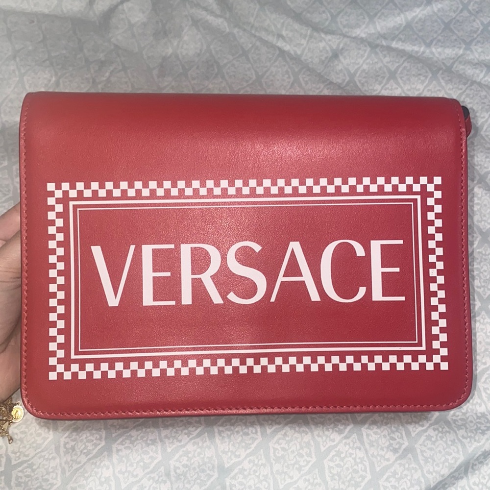 Versace Messenger